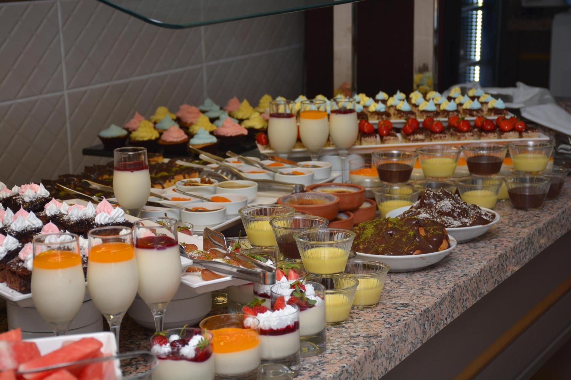 Ada Newday Resort Hotel Кушадасъ Екстериор снимка