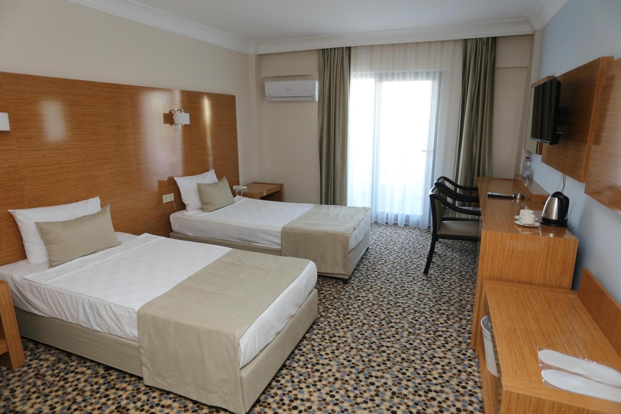 Ada Newday Resort Hotel Кушадасъ Екстериор снимка